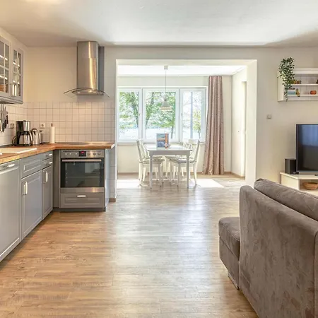 Kietz-flair Am Mueritzufer Mit Balkon Und Terrasse